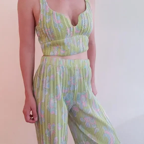 ZARA 2 Piece Set Lime Green Floral Crop Top & Pleated Trousers Size Large - Picture 4 of 8